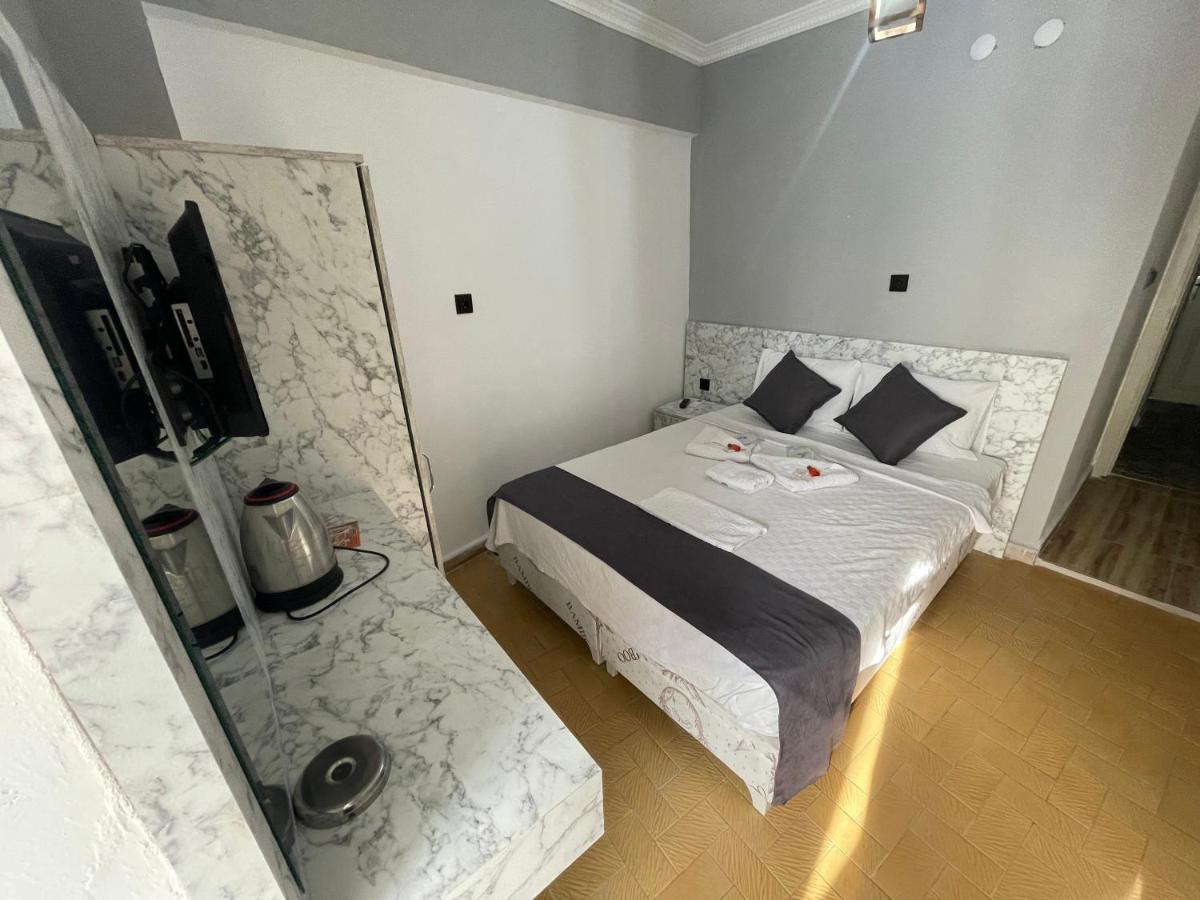 Ersoy Ege Apart Otel 安塔利亚 外观 照片