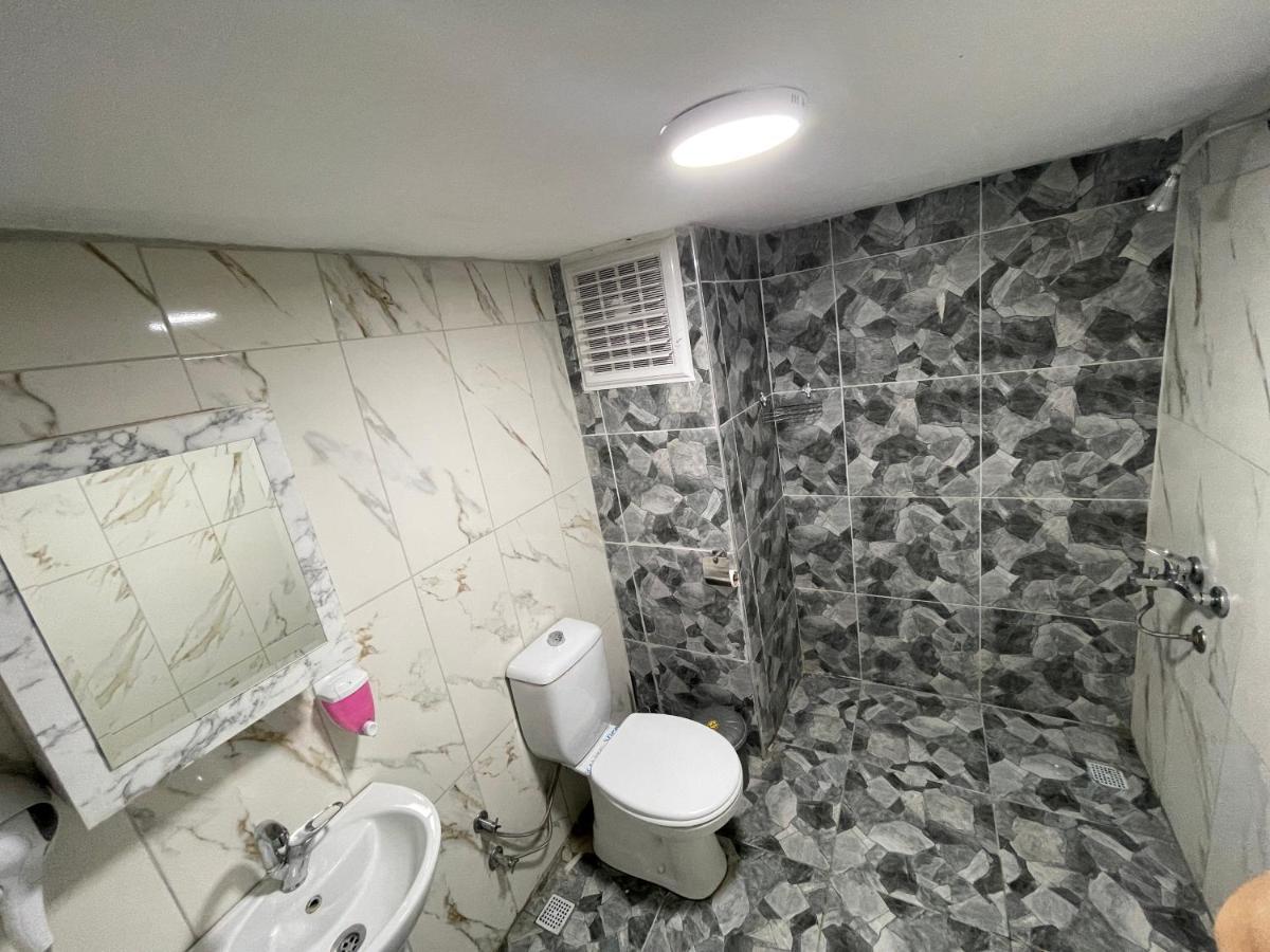 Ersoy Ege Apart Otel 安塔利亚 外观 照片
